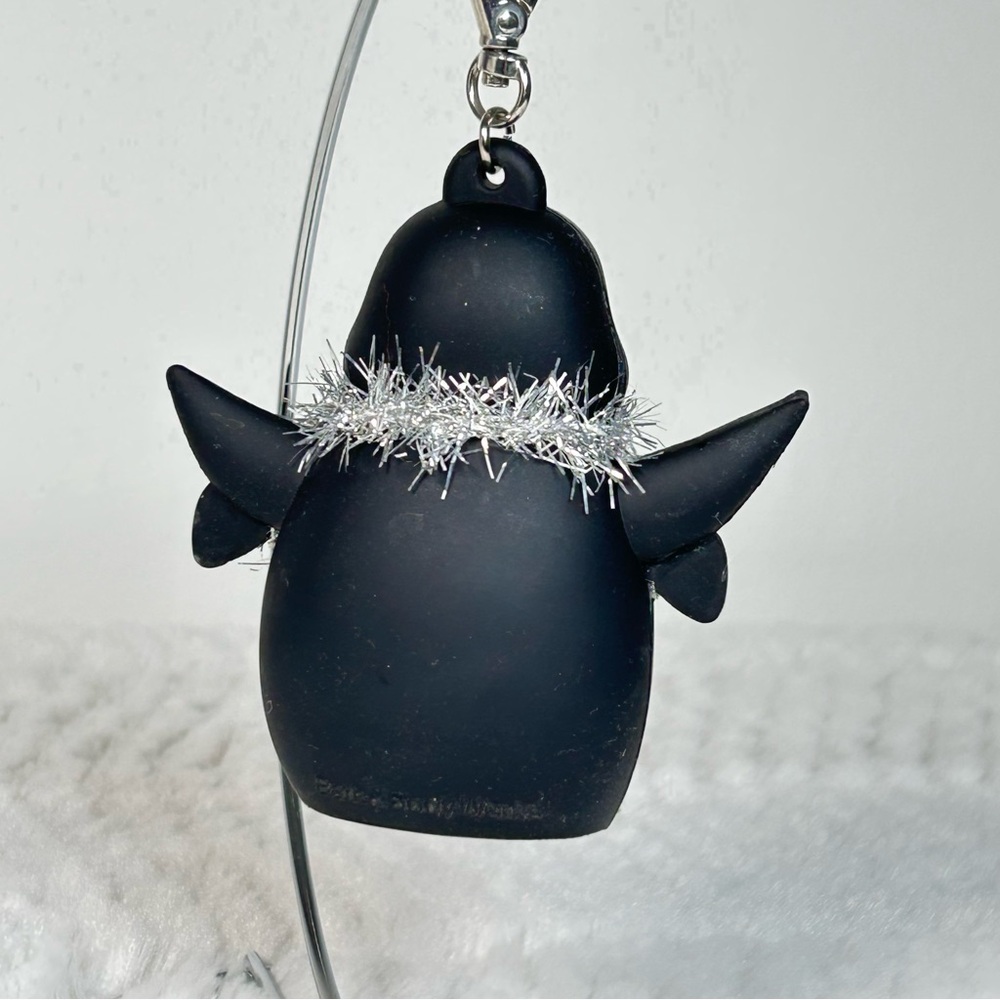 BBW Penguin Pocketbac Hand Sanitizer Holder Tinsel Christmas Lights NWOT - Picture 6 of 11